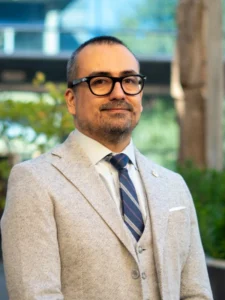 Dr. Mauricio Soto