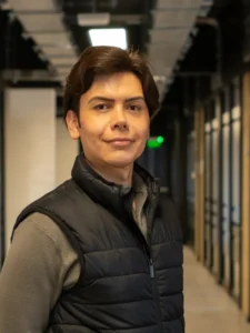 Dr. Cristian Sandoval